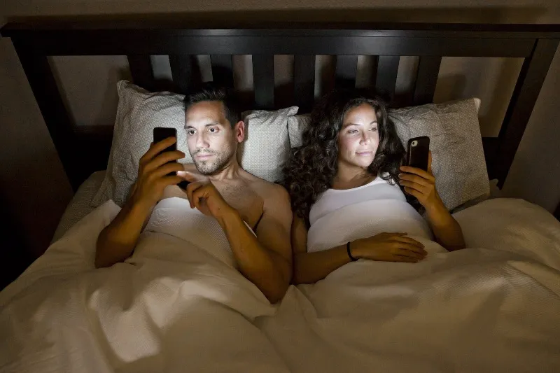 sleeping with mobile light